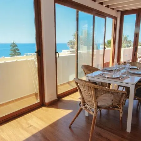 Penthouse On The Beachfront *