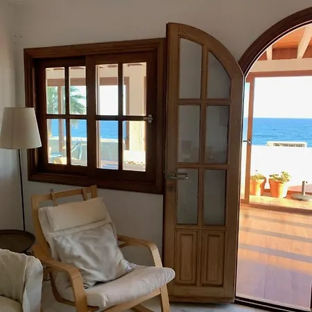 Penthouse On The Beachfront Lejlighed
