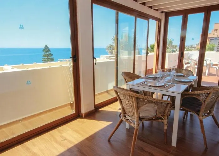 Penthouse On The Beachfront *