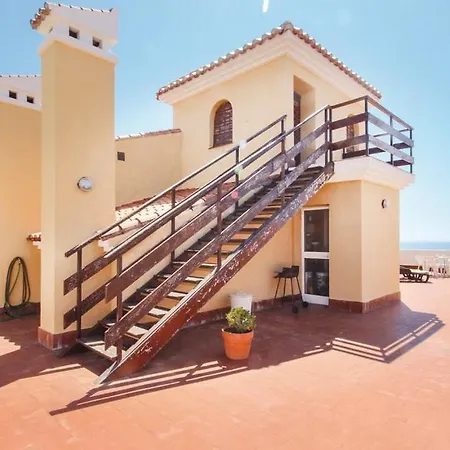 Апартаменты Penthouse On The Beachfront *